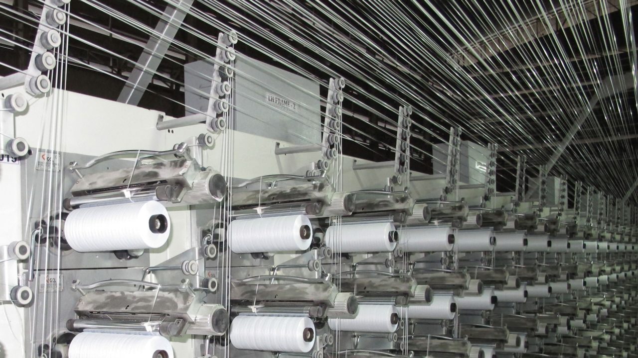 เครื่องเป่าเส้นด้ายพลาสติก สำหรับ ถุงปุ๋ย กระสอบข้าวสาร